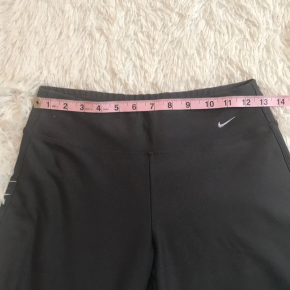 Nike - Picture 4 of 4